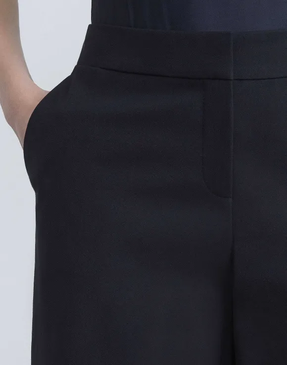 Stretch Twill Manhattan Bermuda Short